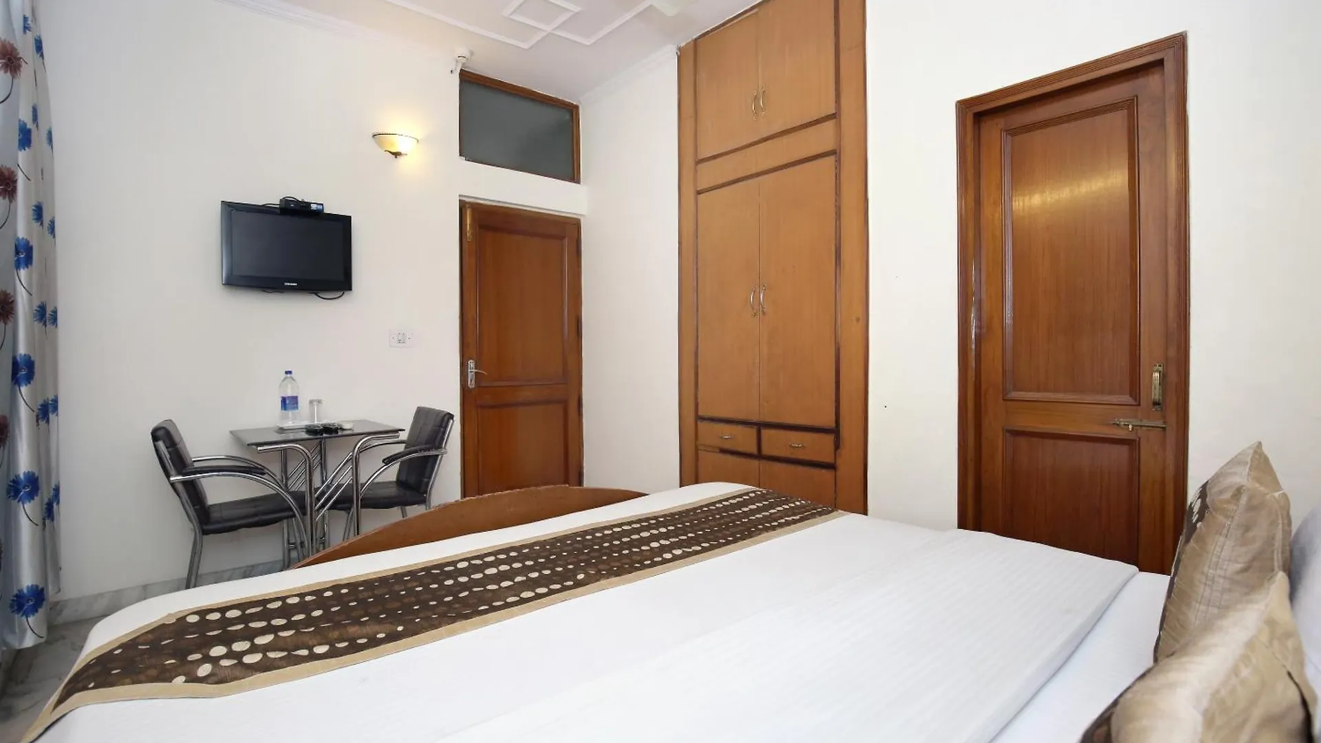 ***  Hotel O Skylark Chandigarh India